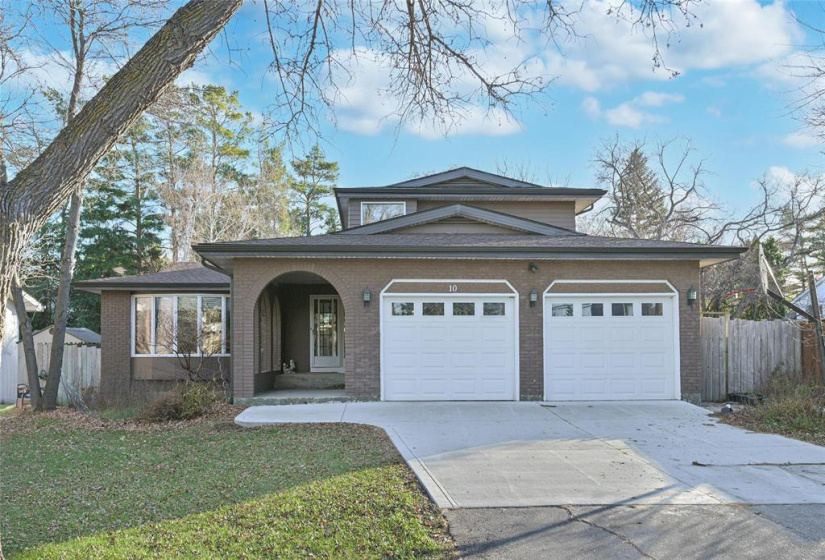 10 Whitehaven, 4 Bedrooms Bedrooms, 13 Rooms Rooms,2 BathroomsBathrooms,Residential,For Sale,Whitehaven