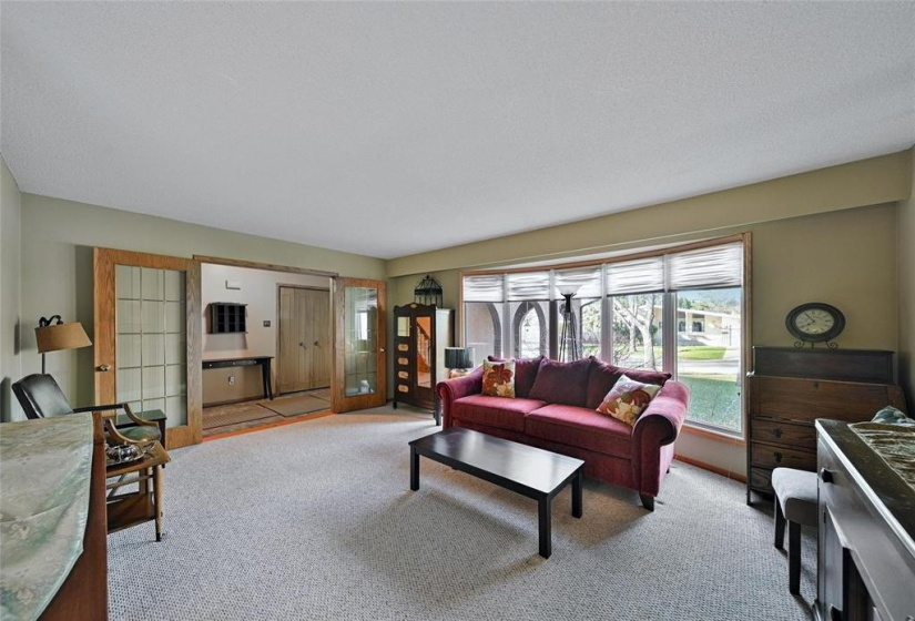 10 Whitehaven, 4 Bedrooms Bedrooms, 13 Rooms Rooms,2 BathroomsBathrooms,Residential,For Sale,Whitehaven