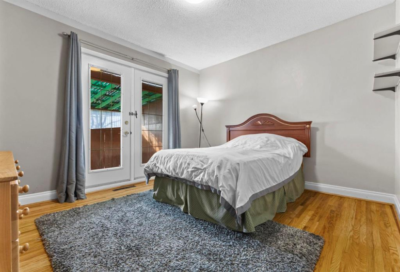 876 Cathedral, 2 Bedrooms Bedrooms, 7 Rooms Rooms,1 BathroomBathrooms,Residential,For Sale,Cathedral