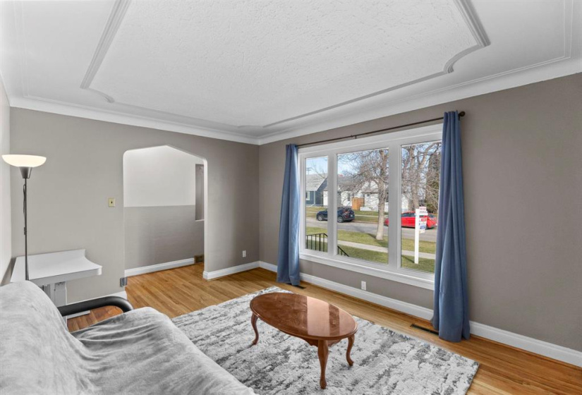 876 Cathedral, 2 Bedrooms Bedrooms, 7 Rooms Rooms,1 BathroomBathrooms,Residential,For Sale,Cathedral