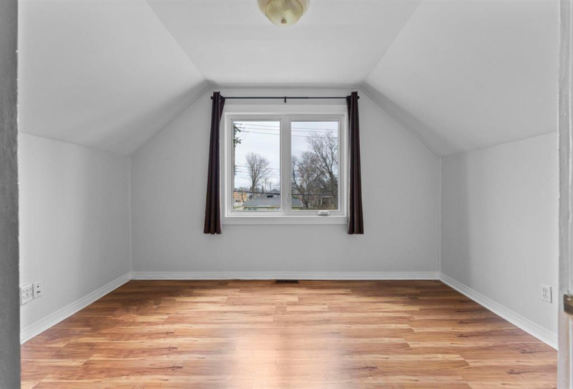 421 Marjorie, 2 Bedrooms Bedrooms, 6 Rooms Rooms,1 BathroomBathrooms,Residential,For Sale,Marjorie