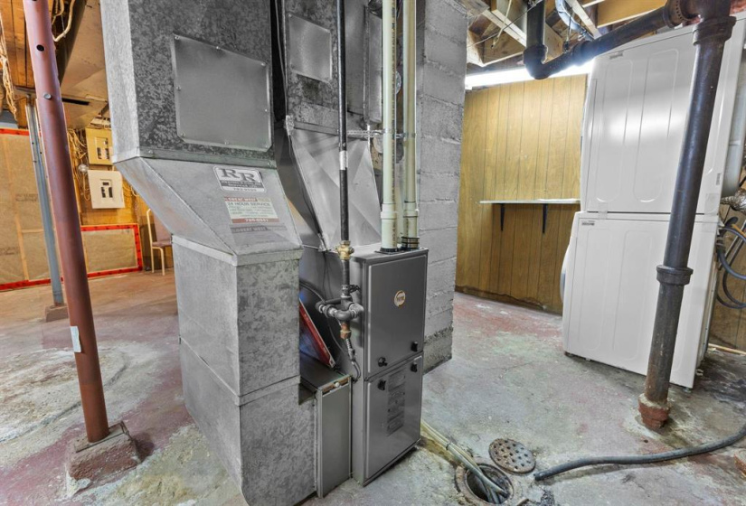 421 Marjorie, 2 Bedrooms Bedrooms, 6 Rooms Rooms,1 BathroomBathrooms,Residential,For Sale,Marjorie