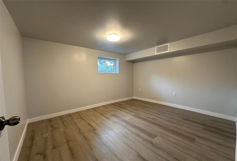 9 Robindale, 3 Bedrooms Bedrooms, 9 Rooms Rooms,2 BathroomsBathrooms,Residential,For Sale,Robindale