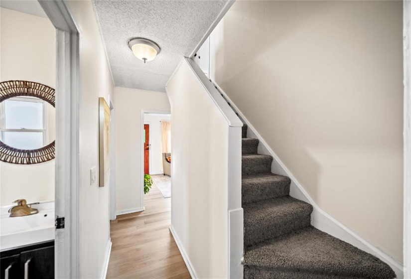 727 Weatherdon, 3 Bedrooms Bedrooms, 7 Rooms Rooms,1 BathroomBathrooms,Residential,For Sale,Weatherdon