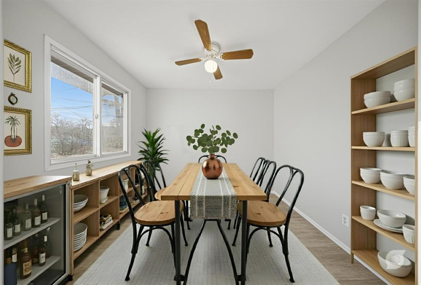 966 Minto, 4 Bedrooms Bedrooms, 11 Rooms Rooms,1 BathroomBathrooms,Residential,For Sale,Minto