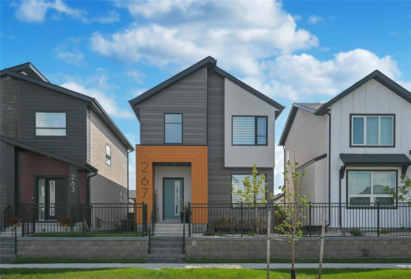 267 Robert Bockstael, 4 Bedrooms Bedrooms, 12 Rooms Rooms,2 BathroomsBathrooms,Residential,For Sale,Robert Bockstael