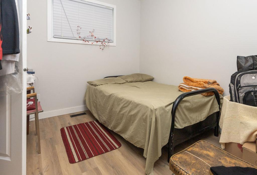 700 Maryland, 5 Bedrooms Bedrooms, 11 Rooms Rooms,2 BathroomsBathrooms,Residential,For Sale,Maryland