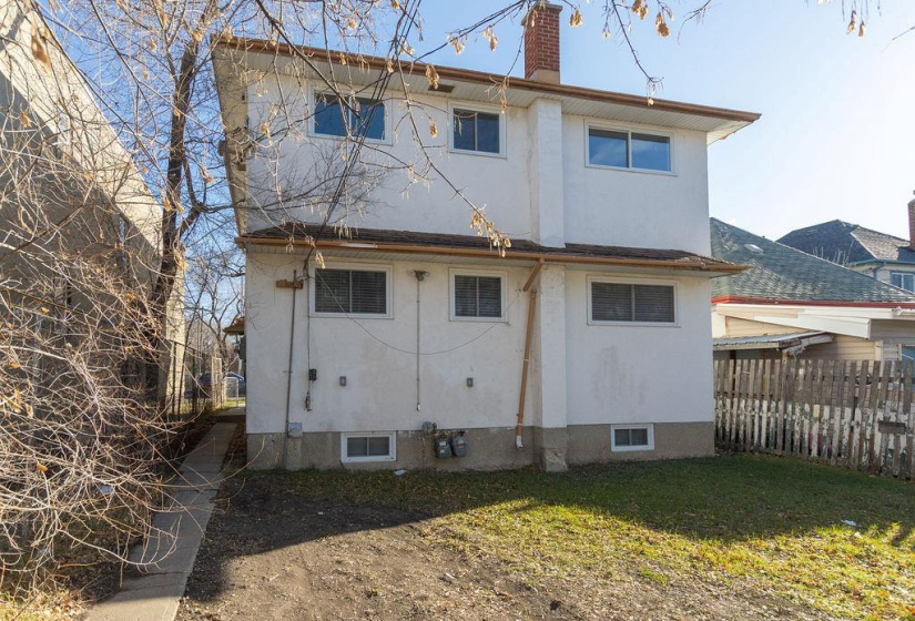 700 Maryland, 5 Bedrooms Bedrooms, 11 Rooms Rooms,2 BathroomsBathrooms,Residential,For Sale,Maryland