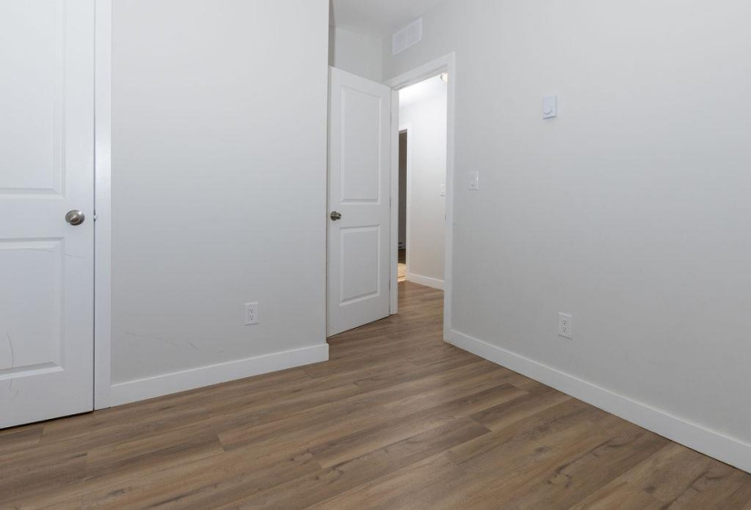 700 Maryland, 5 Bedrooms Bedrooms, 11 Rooms Rooms,2 BathroomsBathrooms,Residential,For Sale,Maryland