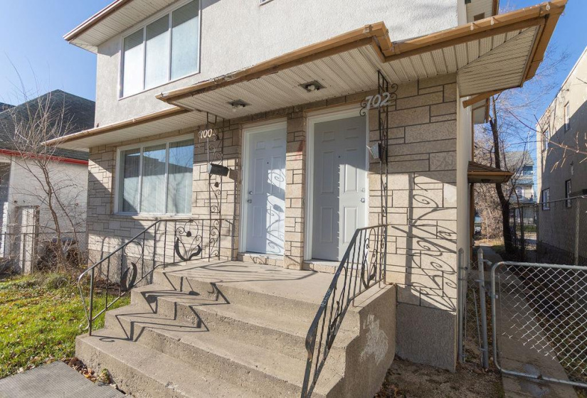 700 Maryland, 5 Bedrooms Bedrooms, 11 Rooms Rooms,2 BathroomsBathrooms,Residential,For Sale,Maryland