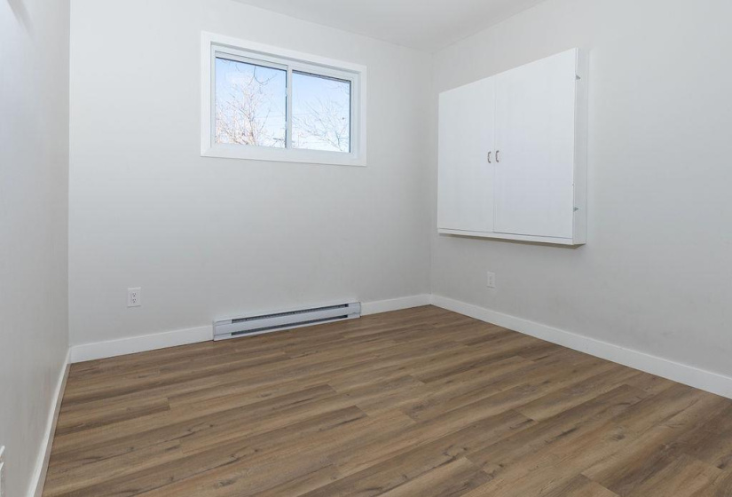 700 Maryland, 5 Bedrooms Bedrooms, 11 Rooms Rooms,2 BathroomsBathrooms,Residential,For Sale,Maryland