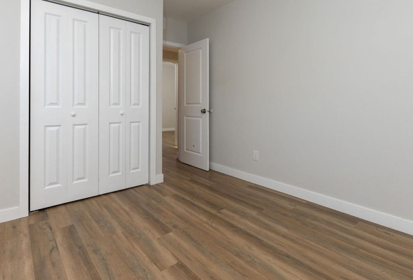 700 Maryland, 5 Bedrooms Bedrooms, 11 Rooms Rooms,2 BathroomsBathrooms,Residential,For Sale,Maryland