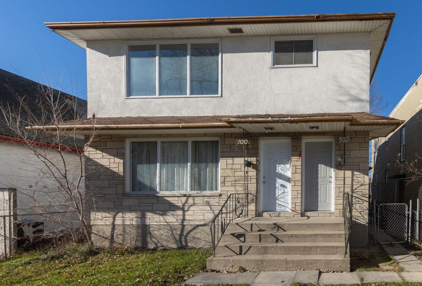 700 Maryland, 5 Bedrooms Bedrooms, 11 Rooms Rooms,2 BathroomsBathrooms,Residential,For Sale,Maryland