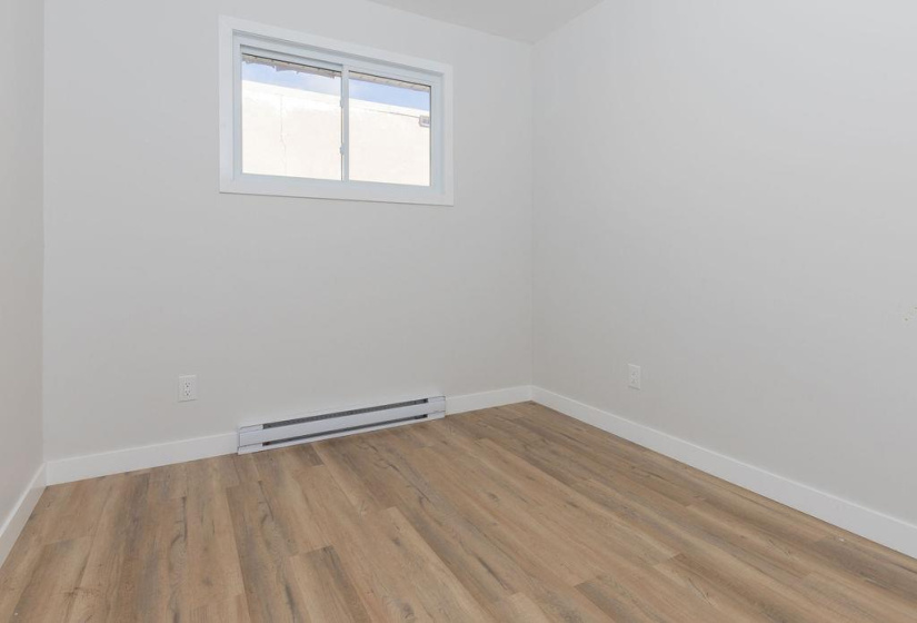 700 Maryland, 5 Bedrooms Bedrooms, 11 Rooms Rooms,2 BathroomsBathrooms,Residential,For Sale,Maryland