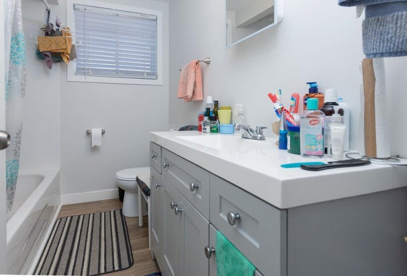 700 Maryland, 5 Bedrooms Bedrooms, 11 Rooms Rooms,2 BathroomsBathrooms,Residential,For Sale,Maryland