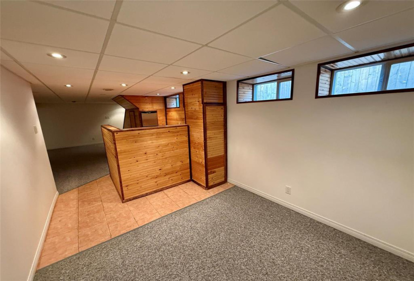 1247 Redwood, 2 Bedrooms Bedrooms, 9 Rooms Rooms,1 BathroomBathrooms,Residential,For Sale,Redwood