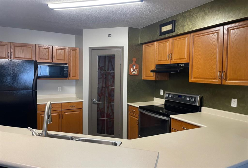 6940 Henderson, 1 Bedroom Bedrooms, 7 Rooms Rooms,1 BathroomBathrooms,Condominium,For Sale,Henderson