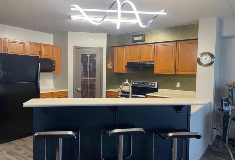 6940 Henderson, 1 Bedroom Bedrooms, 7 Rooms Rooms,1 BathroomBathrooms,Condominium,For Sale,Henderson