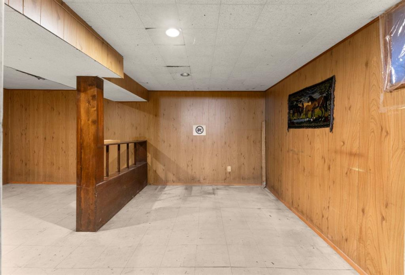 517 St John's, 3 Bedrooms Bedrooms, 10 Rooms Rooms,1 BathroomBathrooms,Residential,For Sale,St John's