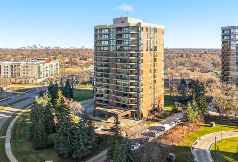 160 Tuxedo, 1 Bedroom Bedrooms, 6 Rooms Rooms,1 BathroomBathrooms,Condominium,For Sale,Tuxedo