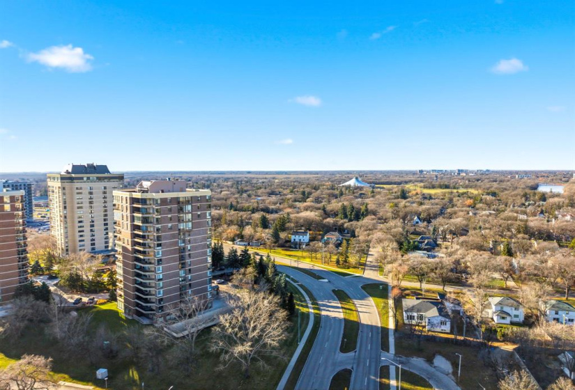 160 Tuxedo, 1 Bedroom Bedrooms, 6 Rooms Rooms,1 BathroomBathrooms,Condominium,For Sale,Tuxedo