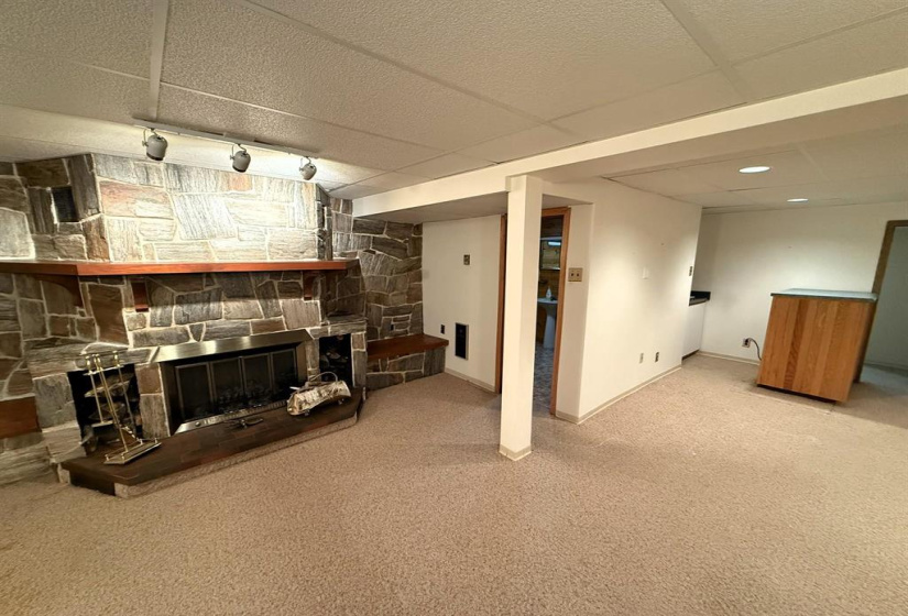 27 McMasters, 3 Bedrooms Bedrooms, 14 Rooms Rooms,2 BathroomsBathrooms,Residential,For Sale,McMasters