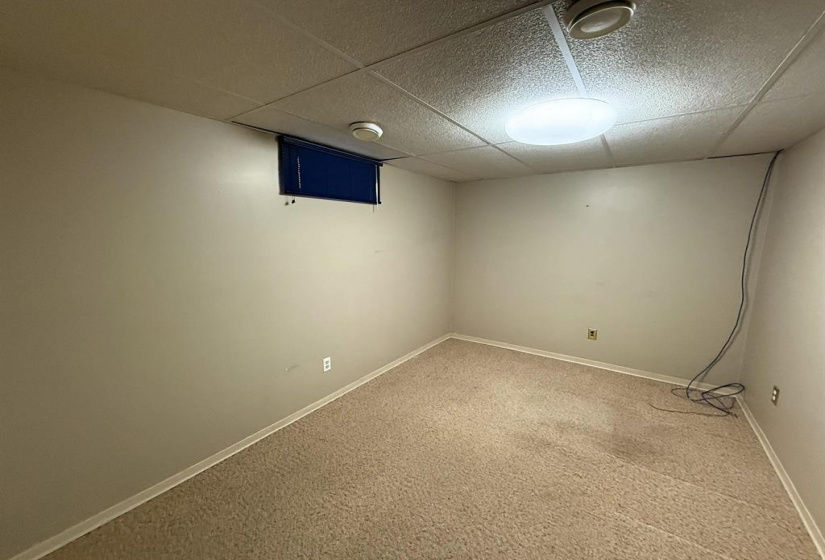 27 McMasters, 3 Bedrooms Bedrooms, 14 Rooms Rooms,2 BathroomsBathrooms,Residential,For Sale,McMasters