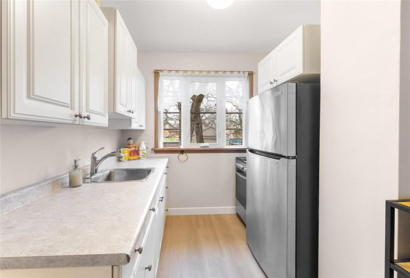 113 Woodhaven, 3 Bedrooms Bedrooms, 8 Rooms Rooms,1 BathroomBathrooms,Residential,For Sale,Woodhaven