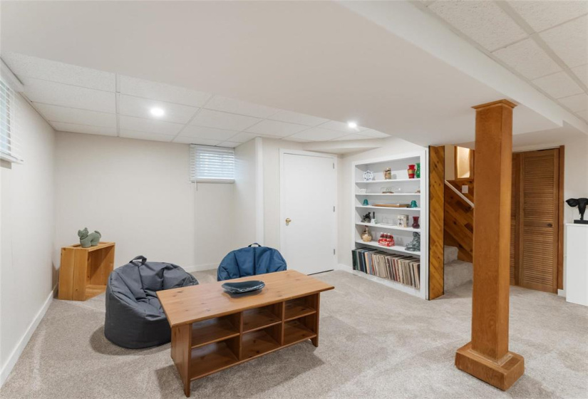 113 Woodhaven, 3 Bedrooms Bedrooms, 8 Rooms Rooms,1 BathroomBathrooms,Residential,For Sale,Woodhaven