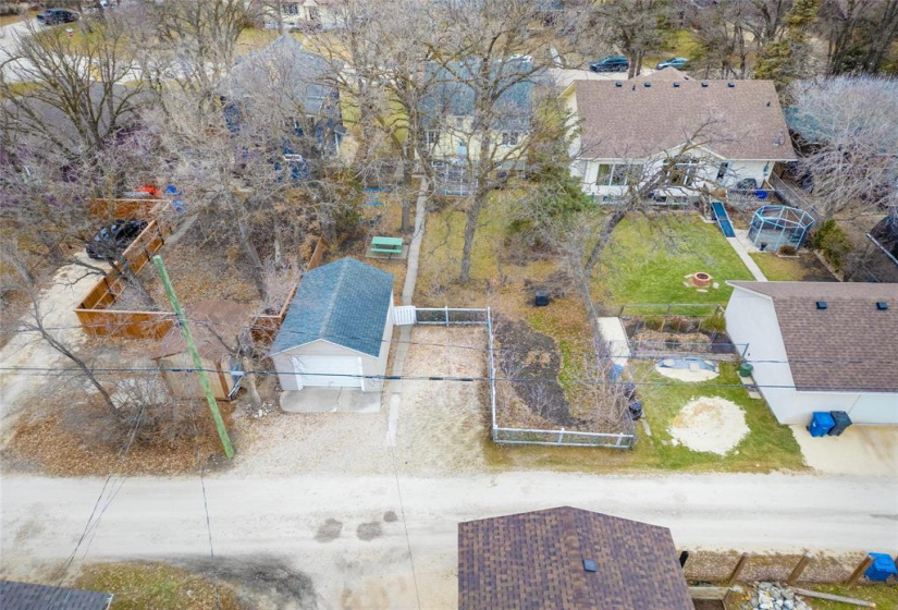 Also a great garden area in the back.