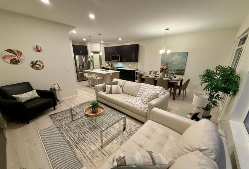 7 BASS, 3 Bedrooms Bedrooms, 10 Rooms Rooms,2 BathroomsBathrooms,Residential,For Sale,BASS