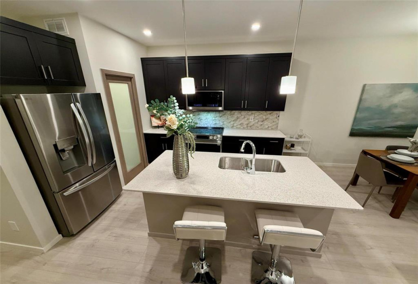 7 BASS, 3 Bedrooms Bedrooms, 10 Rooms Rooms,2 BathroomsBathrooms,Residential,For Sale,BASS