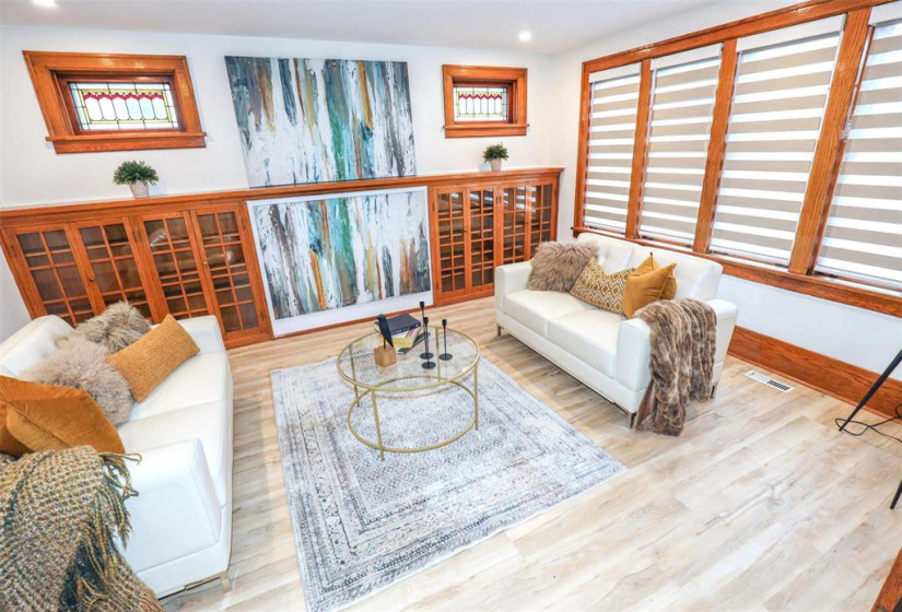 35 Kingston, 2 Bedrooms Bedrooms, 8 Rooms Rooms,2 BathroomsBathrooms,Residential,For Sale,Kingston