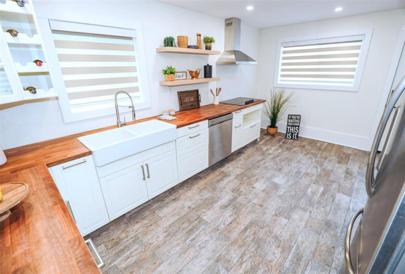 35 Kingston, 2 Bedrooms Bedrooms, 8 Rooms Rooms,2 BathroomsBathrooms,Residential,For Sale,Kingston