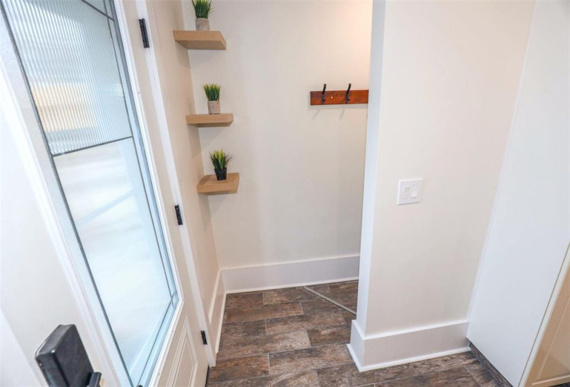 35 Kingston, 2 Bedrooms Bedrooms, 8 Rooms Rooms,2 BathroomsBathrooms,Residential,For Sale,Kingston