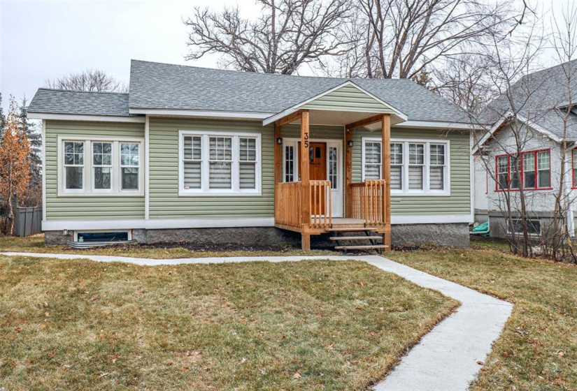 35 Kingston, 2 Bedrooms Bedrooms, 8 Rooms Rooms,2 BathroomsBathrooms,Residential,For Sale,Kingston