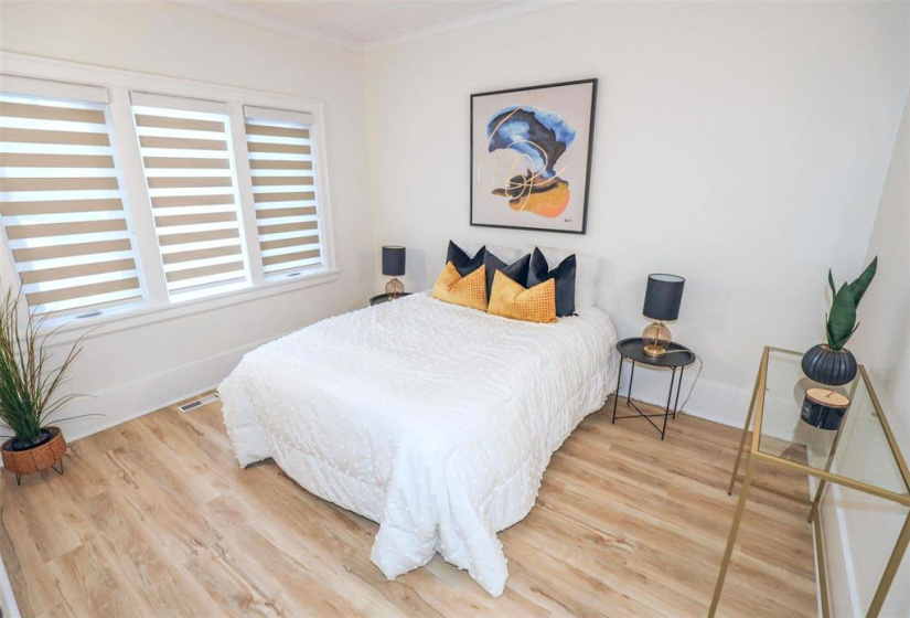 35 Kingston, 2 Bedrooms Bedrooms, 8 Rooms Rooms,2 BathroomsBathrooms,Residential,For Sale,Kingston