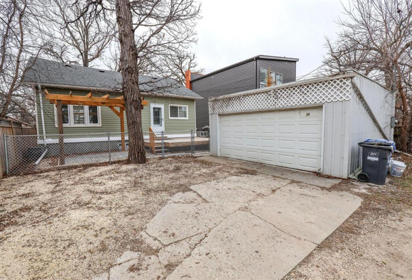 35 Kingston, 2 Bedrooms Bedrooms, 8 Rooms Rooms,2 BathroomsBathrooms,Residential,For Sale,Kingston