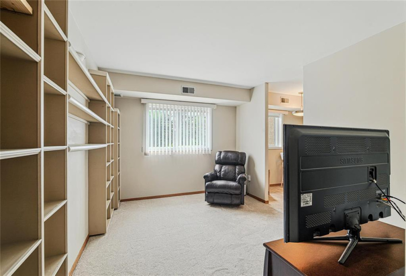 500 Cathcart, 2 Bedrooms Bedrooms, 8 Rooms Rooms,2 BathroomsBathrooms,Condominium,For Sale,Cathcart