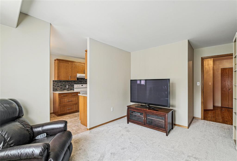 500 Cathcart, 2 Bedrooms Bedrooms, 8 Rooms Rooms,2 BathroomsBathrooms,Condominium,For Sale,Cathcart