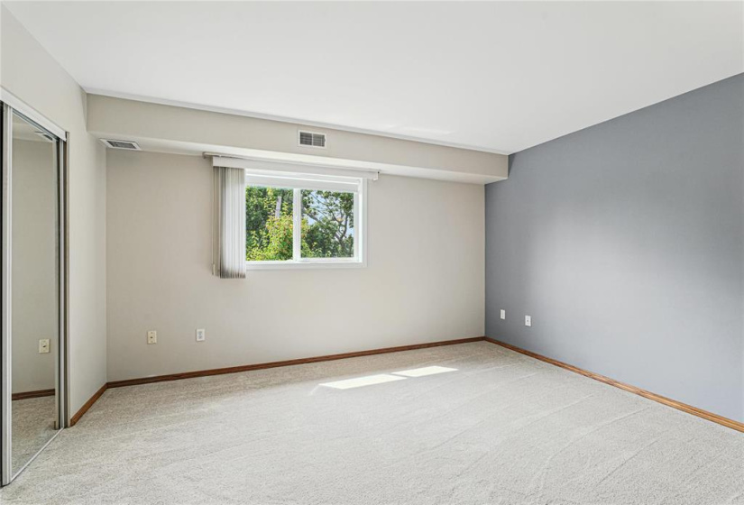 500 Cathcart, 2 Bedrooms Bedrooms, 8 Rooms Rooms,2 BathroomsBathrooms,Condominium,For Sale,Cathcart