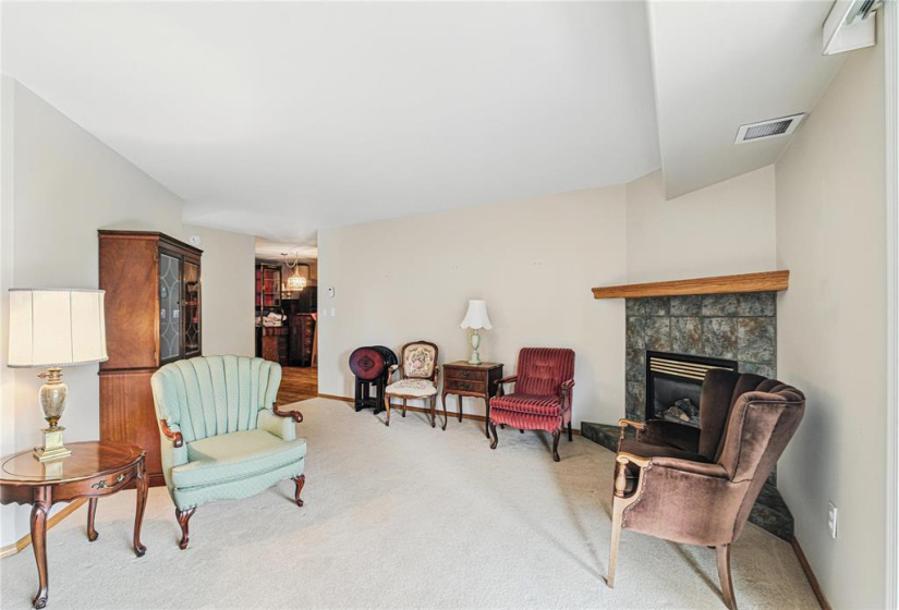 500 Cathcart, 2 Bedrooms Bedrooms, 8 Rooms Rooms,2 BathroomsBathrooms,Condominium,For Sale,Cathcart