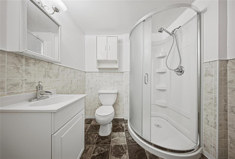 22 Inman, 3 Bedrooms Bedrooms, 9 Rooms Rooms,2 BathroomsBathrooms,Residential,For Sale,Inman