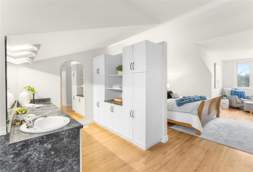 Lots of cupboard space