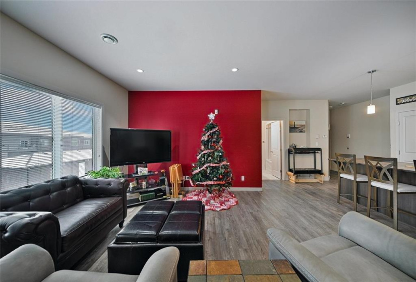 1276 Old PTH 59, 2 Bedrooms Bedrooms, 7 Rooms Rooms,2 BathroomsBathrooms,Condominium,For Sale,Old PTH 59