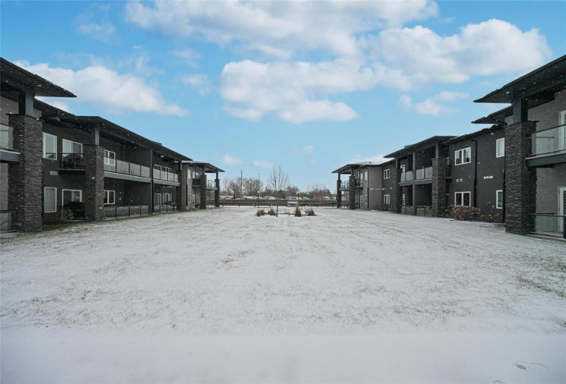 1276 Old PTH 59, 2 Bedrooms Bedrooms, 7 Rooms Rooms,2 BathroomsBathrooms,Condominium,For Sale,Old PTH 59