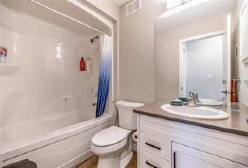 13 Northwater, 4 Bedrooms Bedrooms, 12 Rooms Rooms,2 BathroomsBathrooms,Residential,For Sale,Northwater