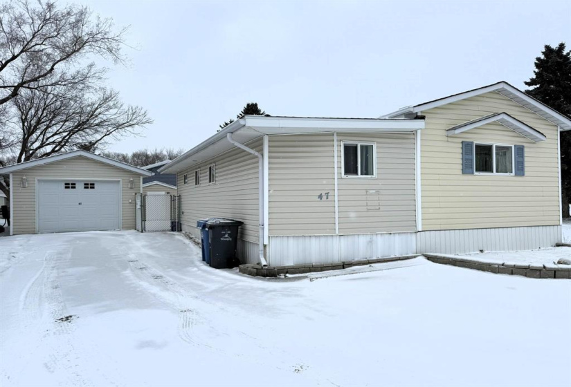 47 Sandale, 3 Bedrooms Bedrooms, 8 Rooms Rooms,1 BathroomBathrooms,Residential,For Sale,Sandale