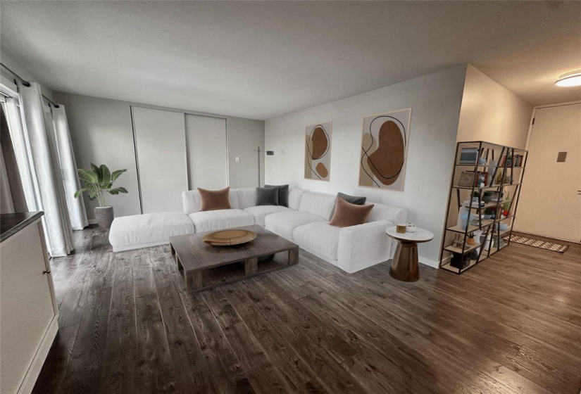 230 Roslyn, 3 Rooms Rooms,1 BathroomBathrooms,Condominium,For Sale,Roslyn