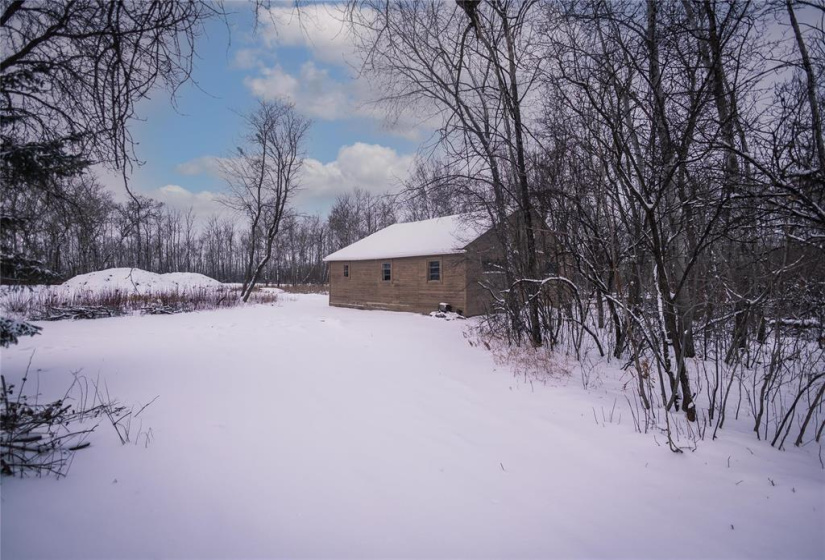 56070 SYMINGTON, 2 Bedrooms Bedrooms, 6 Rooms Rooms,1 BathroomBathrooms,Residential,For Sale,SYMINGTON